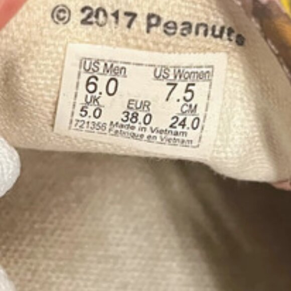 Rare VANS Off The Wall 2017 Peanuts Gang Shoes Women Size 7.5 Men 6 Pink Snoopy - Picture 8 of 8